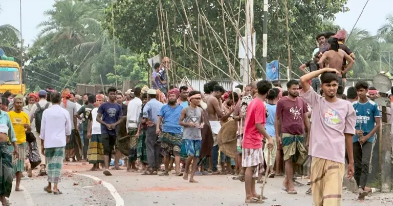 আধিপত্ত বিস্তার নিয়ে হামলা